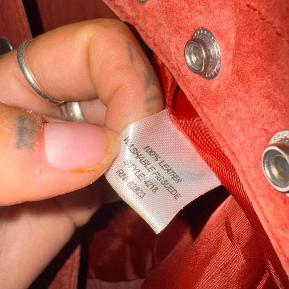 Suede Fitted Jacket - Picture 4 of 5